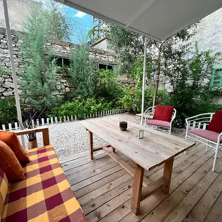 Apartmán Ostria 2 *