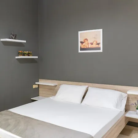 Ostria 2 Apartment