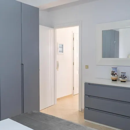 Ostria 2 Apartment