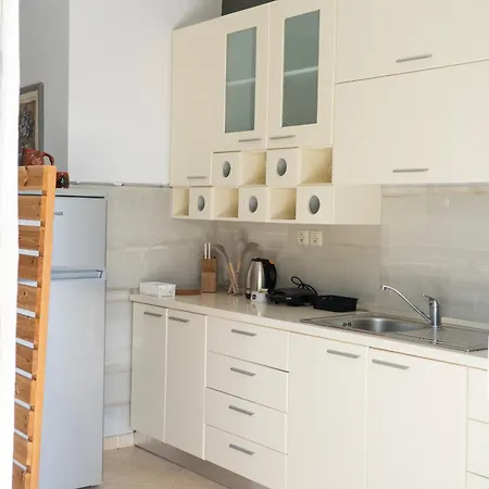 Ostria 2 Apartment *