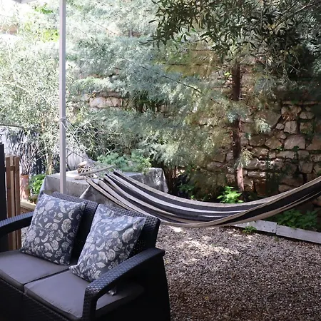 Ostria 2 Appartamento *