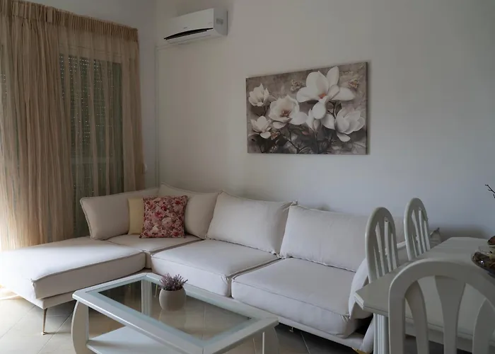 Lägenhet Ostria 2 *